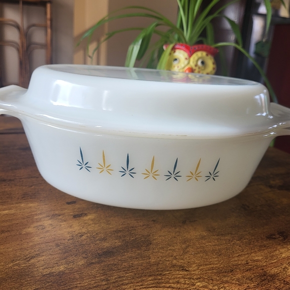 Vintage Anchor Hocking Fire King Casserole - Picture 5 of 8
